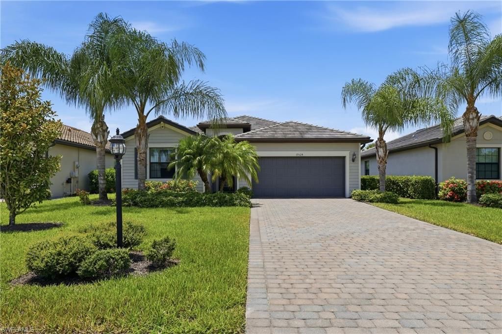 19524 Utopia Ln, Estero, FL 33928 Photo