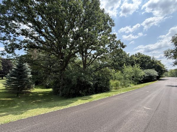 3N541 PRAIRIE Drive , St. Charles, IL 60175