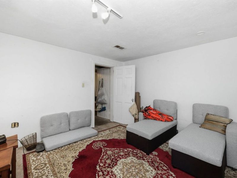 2885 W Tower Avenue, Cincinnati, OH 45238 Photo 35