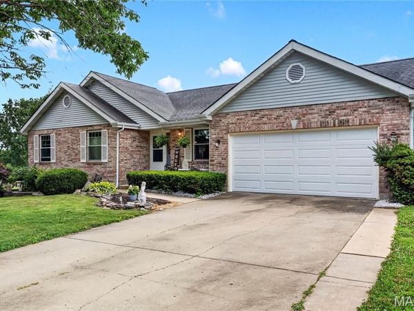 50 Darla Drive, Winfield, MO 63389