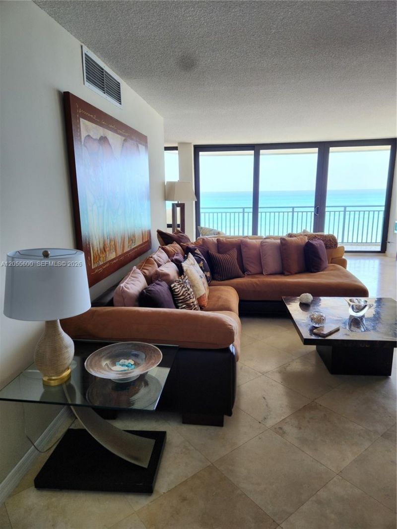 5460 N Ocean Dr, Unit 4B, Singer Island, FL 33404 Photo