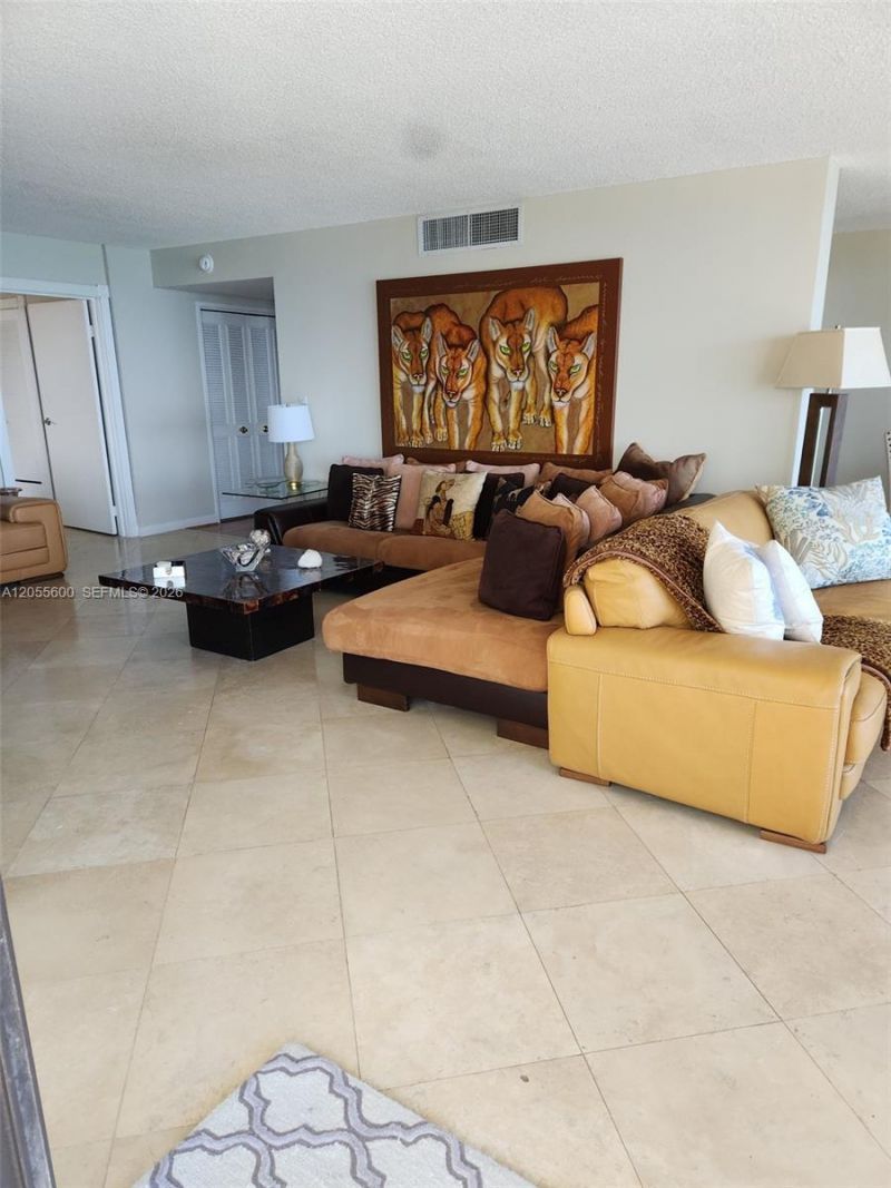 5460 N Ocean Dr, Unit 4B, Singer Island, FL 33404 Photo
