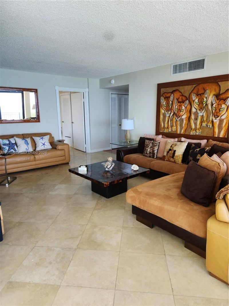 5460 N Ocean Dr, Unit 4B, Singer Island, FL 33404 Photo