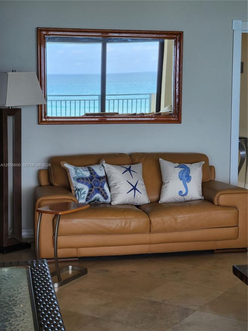 5460 N Ocean Dr, Unit 4B, Singer Island, FL 33404 Photo