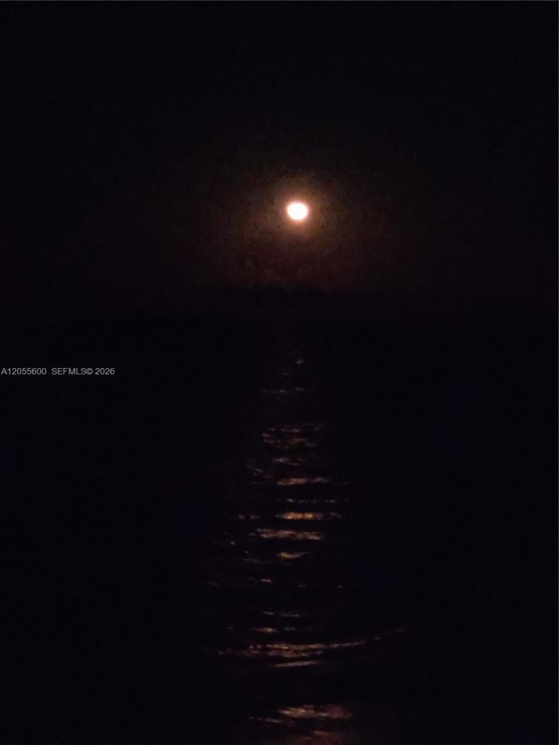 5460 N Ocean Dr, Unit 4B, Singer Island, FL 33404 Photo