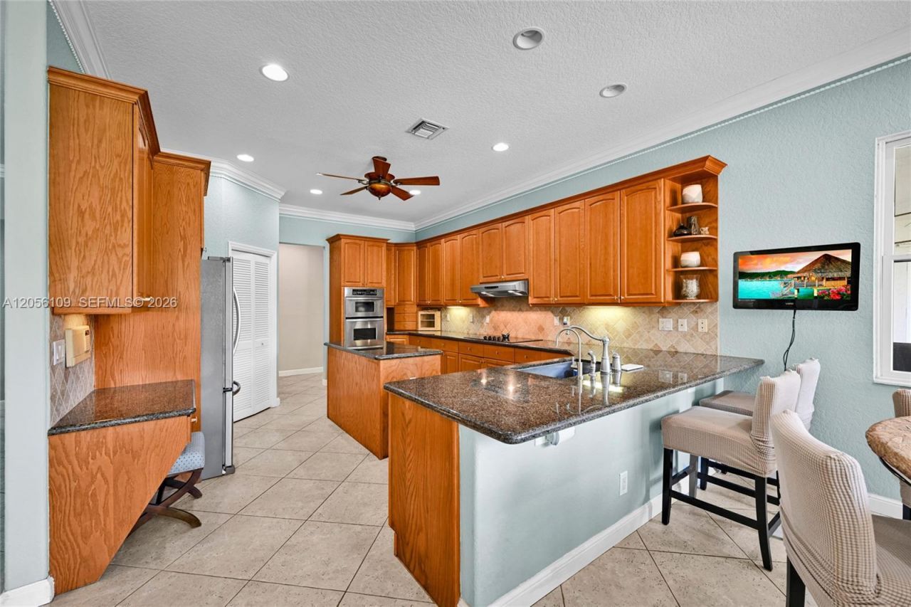 11070 SW 52nd Ct, Davie, FL 33328 Photo