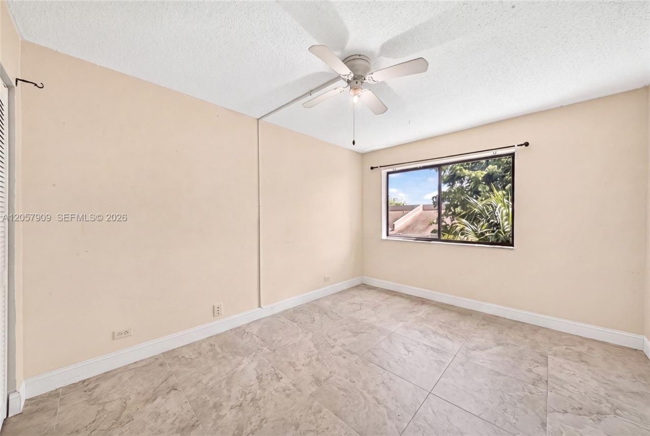 6666 SW 115th Ct , Unit 301, Miami, FL 33173 Photo