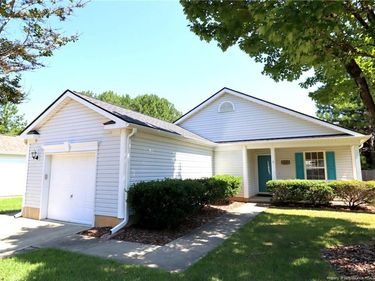 503 Homestead Park Drive, Apex, NC 27502