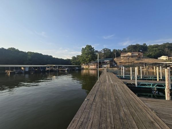 29580 Waters Edge Road , Lincoln, MO 65338