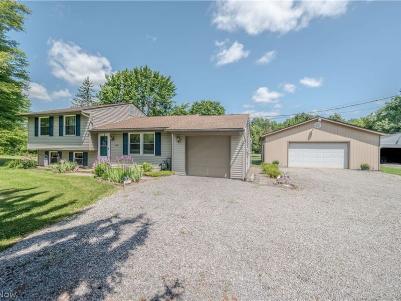 6142 Fairview Road, Austintown, OH 44515 Photo 3