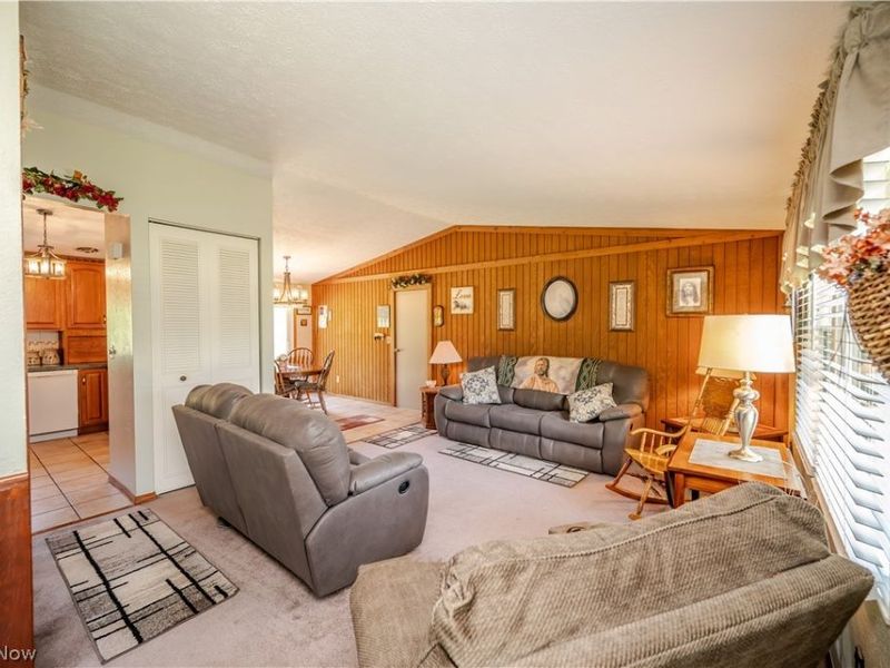 6142 Fairview Road, Austintown, OH 44515 Photo 6