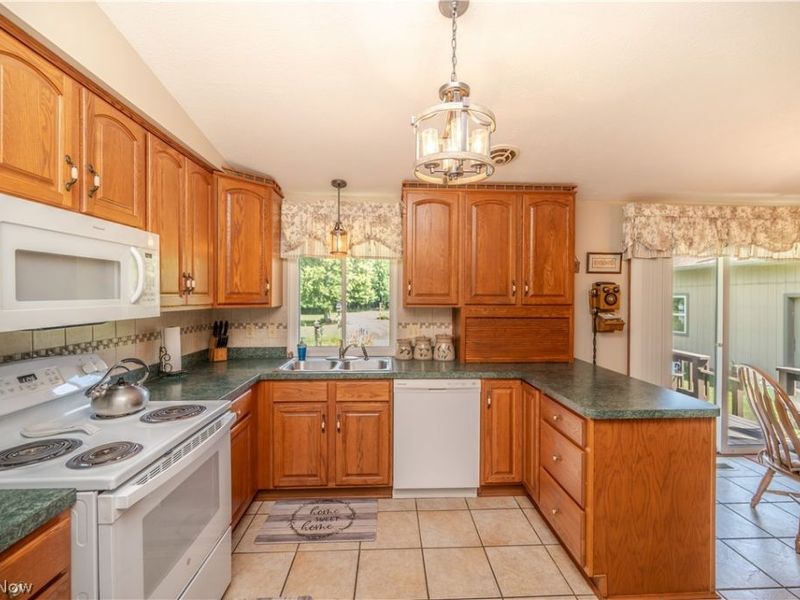 6142 Fairview Road, Austintown, OH 44515 Photo 9