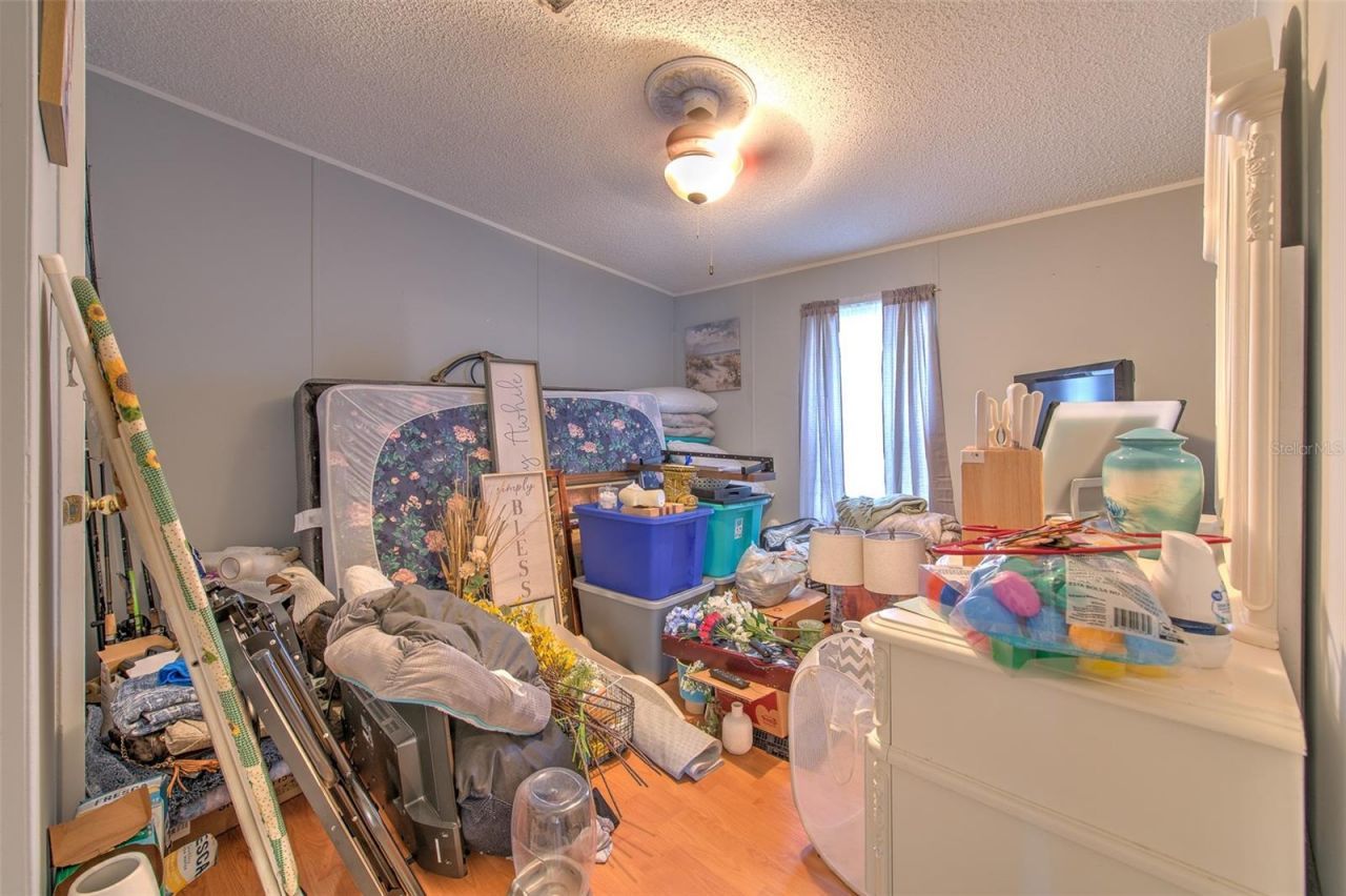 1606 N Kingsway Rd , Seffner, FL 33584 Photo