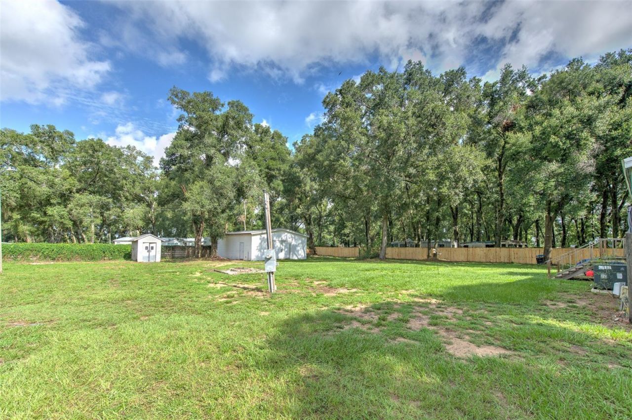 1606 N Kingsway Rd , Seffner, FL 33584 Photo