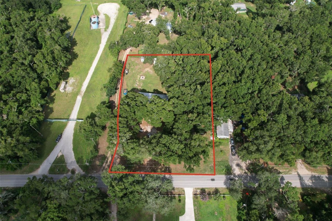 1606 N Kingsway Rd , Seffner, FL 33584 Photo