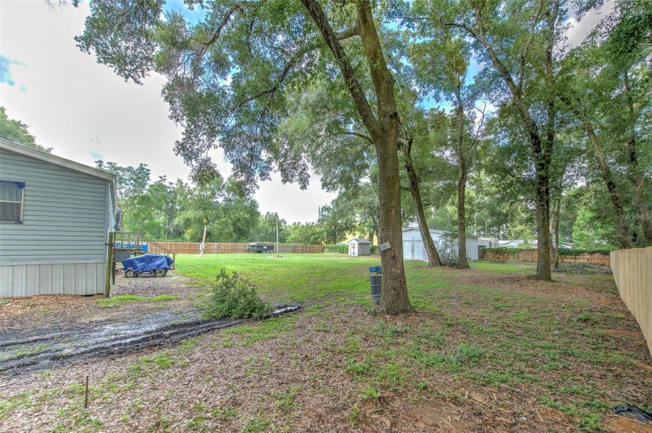 1606 N Kingsway Rd , Seffner, FL 33584 Photo
