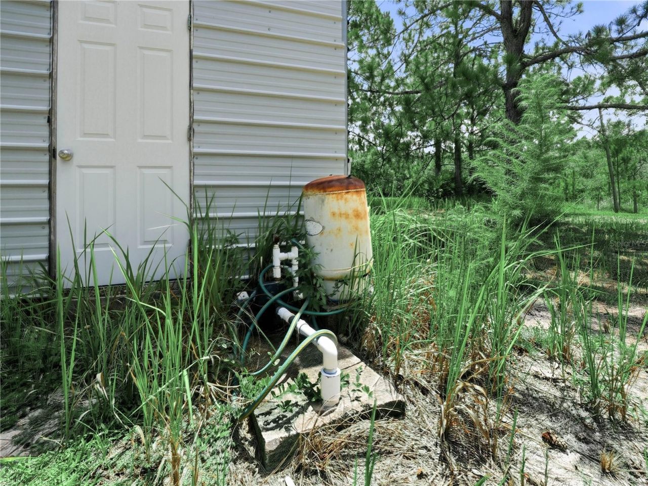 1202 R E Byrd Rd , Frostproof, FL 33843 Photo