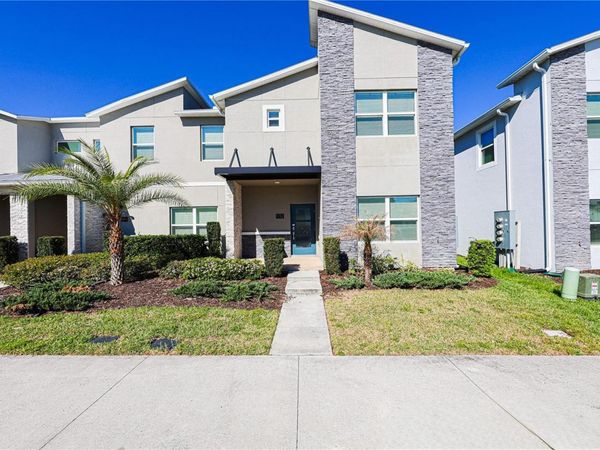 1132 CHALLENGE DRIVE , DAVENPORT, FL 33896