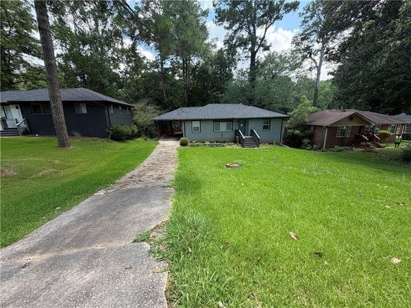 2989 Pasadena Drive , Decatur, GA 30032