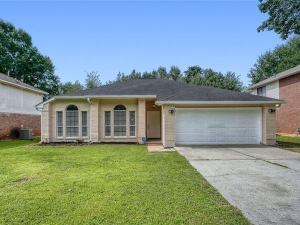 824 Arbor Hill Drive , Stone Mountain, GA 30088