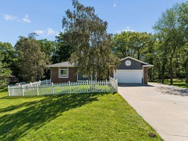 54971 EMERALD Lane, GLENWOOD, IA 51534