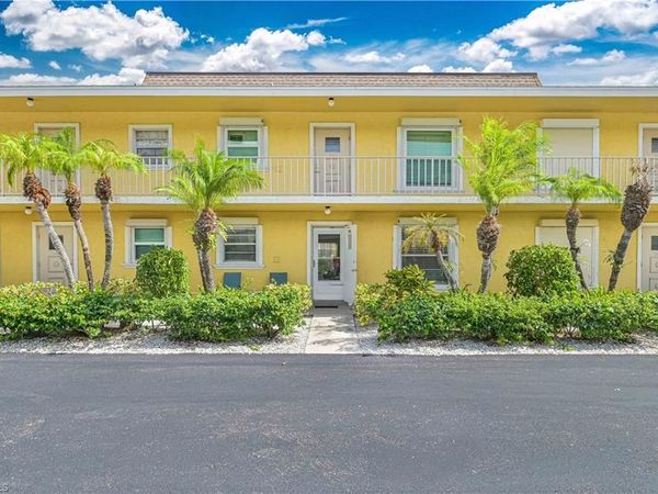 351 Charlemagne BLVD , Unit 105A, NAPLES, FL 34112