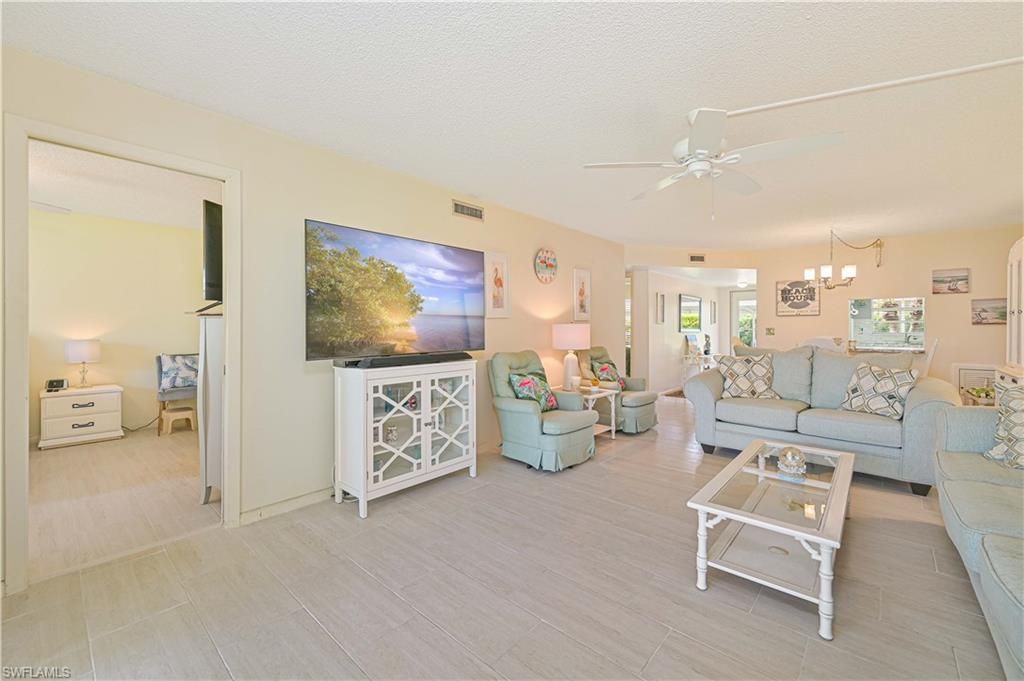 351 Charlemagne Blvd, Unit 105A, Naples, FL 34112 Photo