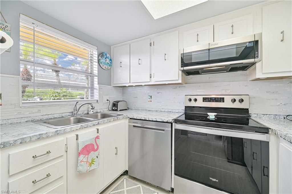 351 Charlemagne Blvd, Unit 105A, Naples, FL 34112 Photo