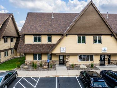 2103 County Road D E, Unit A, Maplewood, MN 55109