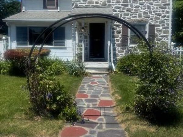 23 E PROVIDENCE ROAD, LANSDOWNE, PA 19050