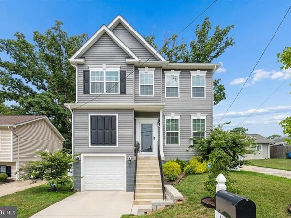 1517 PACIFIC AVENUE, CAPITOL HEIGHTS, MD 20743