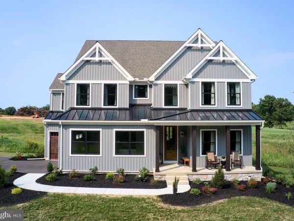 489 DARROW ROAD , YORK, PA 17404