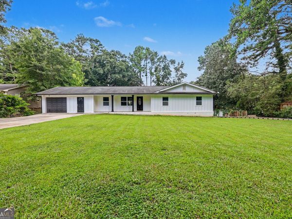 91 Denna Place, Alpharetta, GA 30009