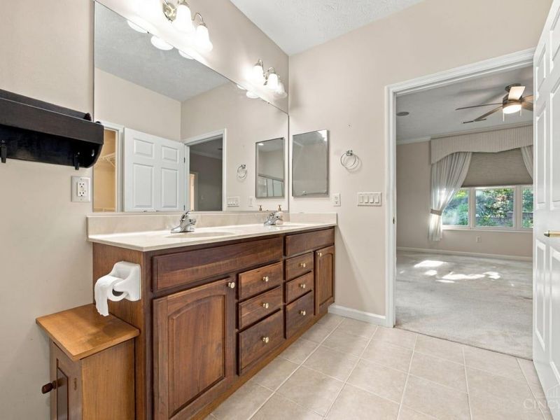 1215 Little Yankee Run, Centerville, OH 45458 Photo 38