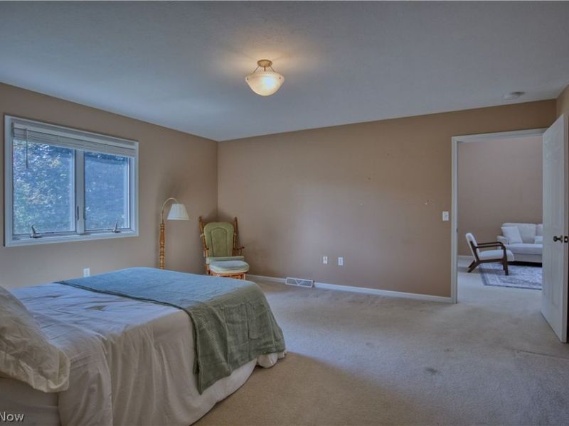 1108 Shadow Ridge Drive, Niles, OH 44446 Photo 13