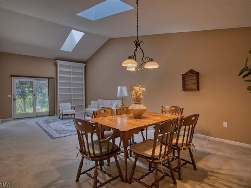 1108 Shadow Ridge Drive, Niles, OH 44446 Photo 8