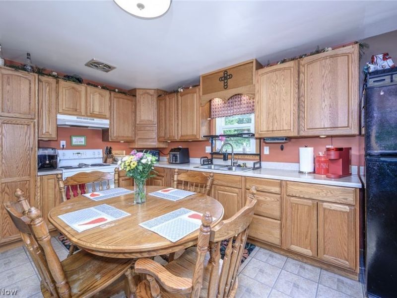 4496 Ticknor Avenue, Newton Falls, OH 44444 Photo 8