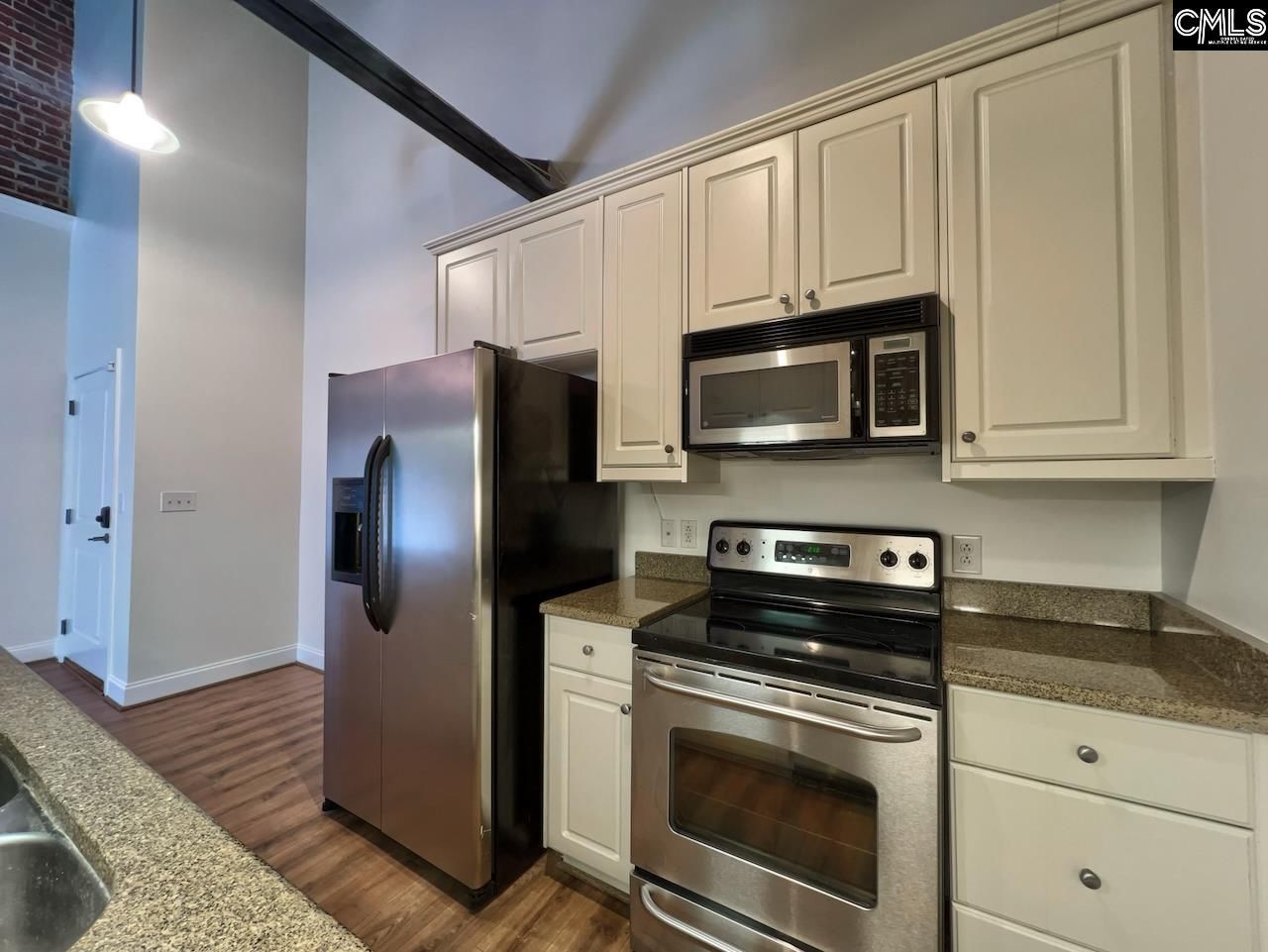 705 Maple Street  Photo 10