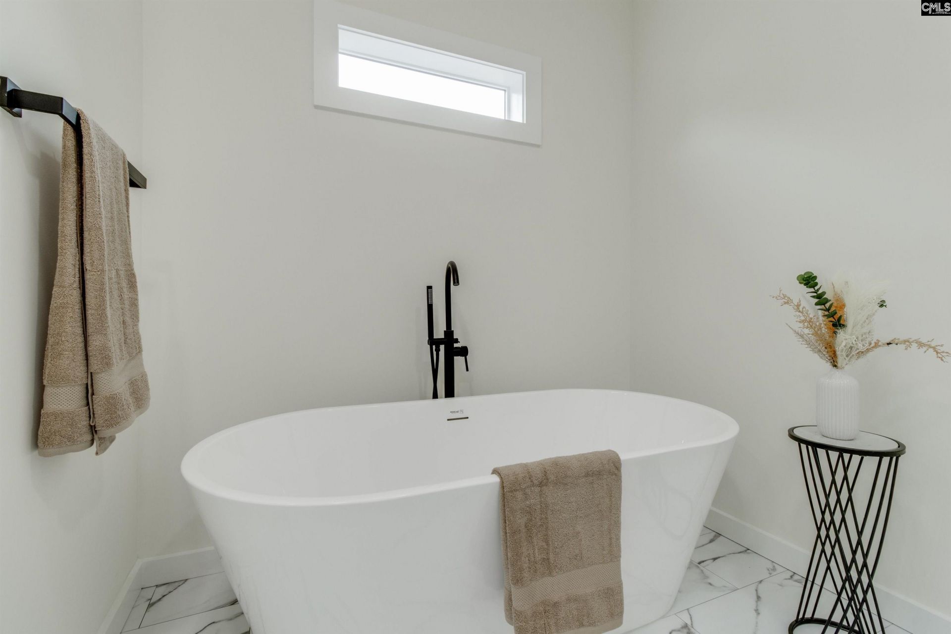 129 Willdin Road  Photo 15