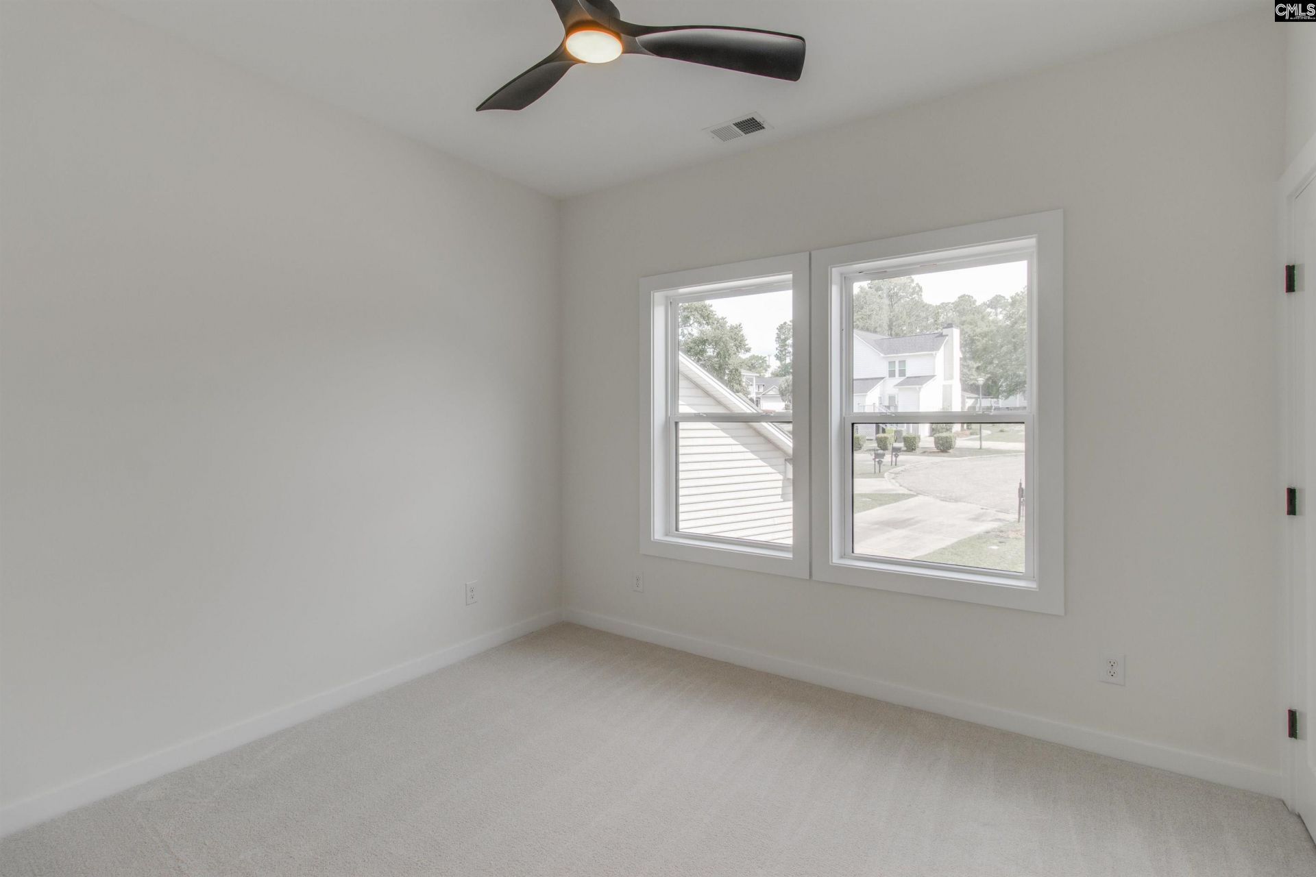 129 Willdin Road  Photo 19