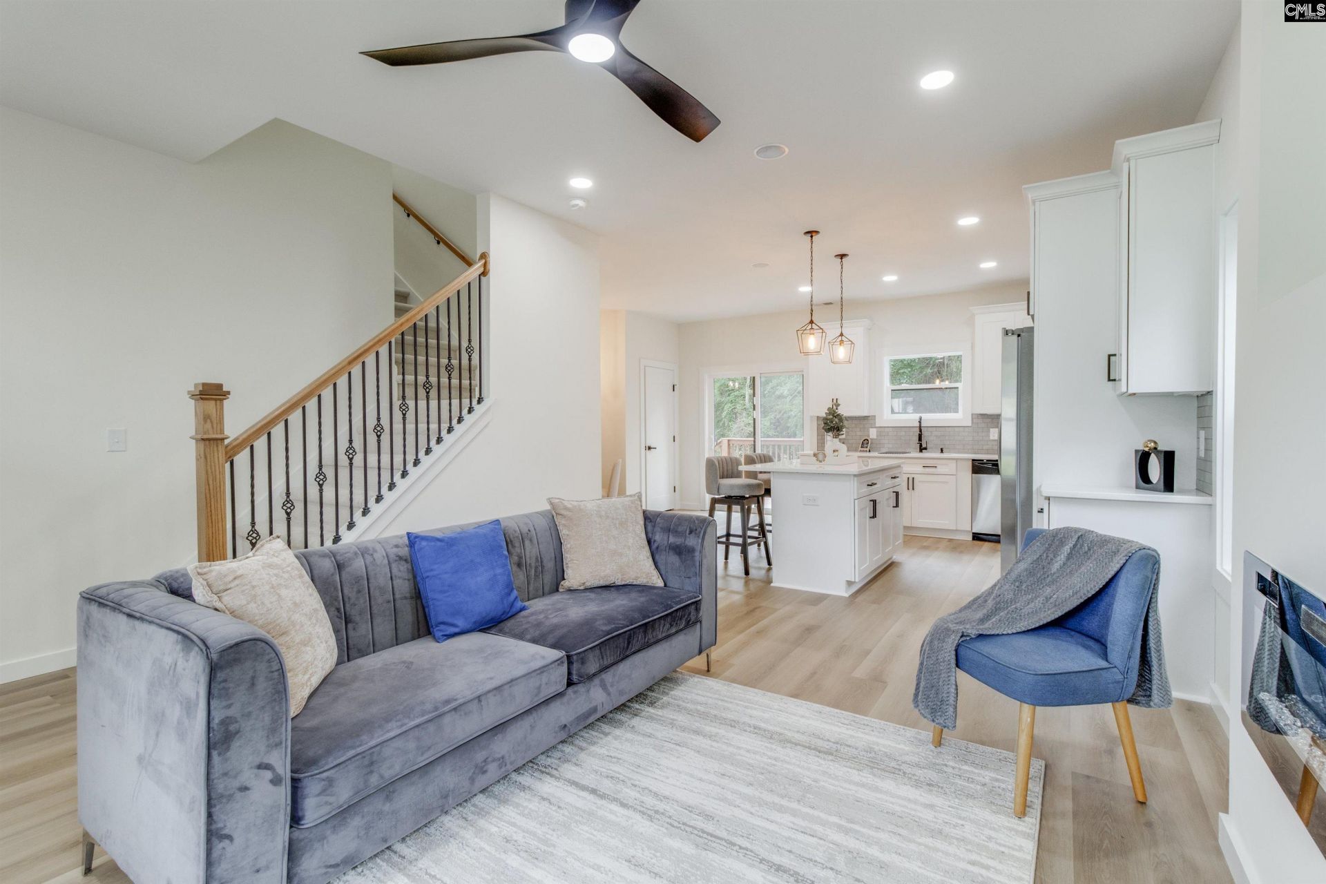 129 Willdin Road  Photo 5