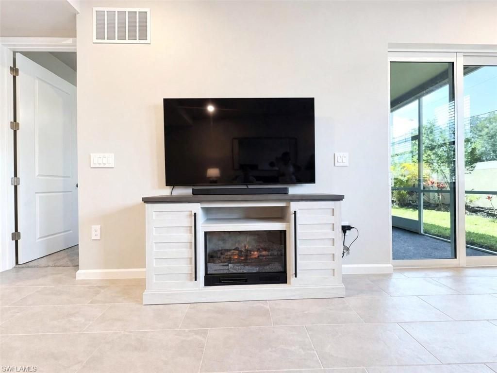 Please Call For Address, Unit 102, Naples, FL 34112 Photo
