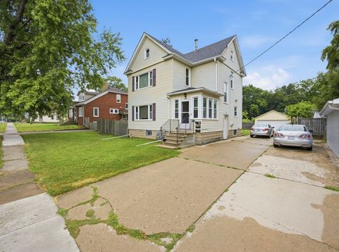 Main Photo