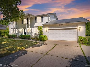 6679 Edinborough, West Bloomfield Township, Mi 48322