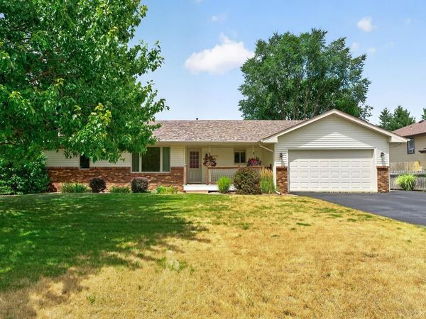 4930 MINNS, MACHESNEY PARK, IL 61115