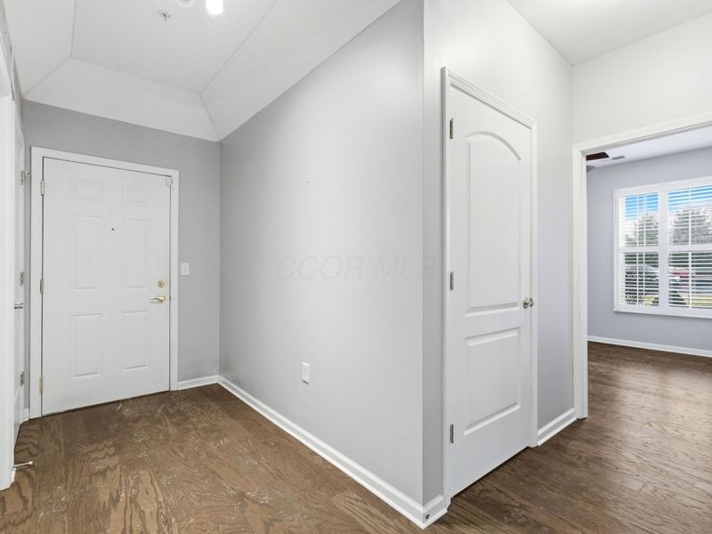 7728 S Essex Gate Drive S, Dublin, OH 43016 Photo 5