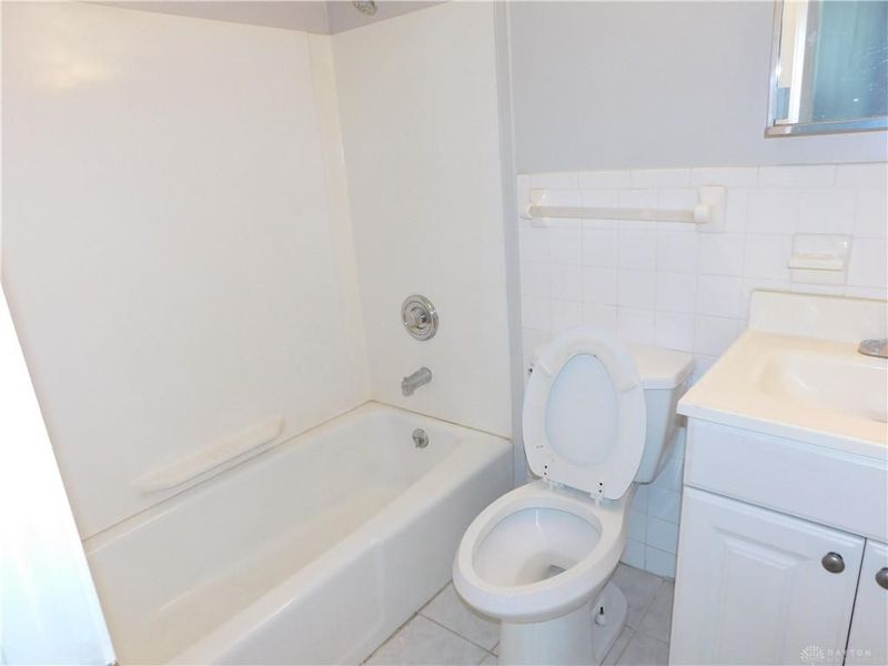 1718 Radio Road, Unit M, Dayton, OH 45403 Photo 10