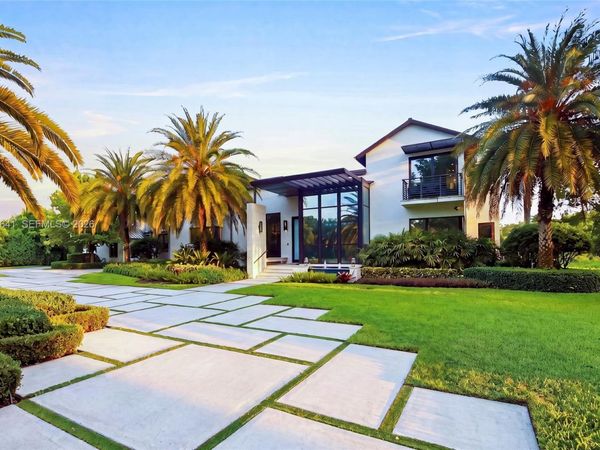 3714 Pine Lake Dr, Weston, FL 33332