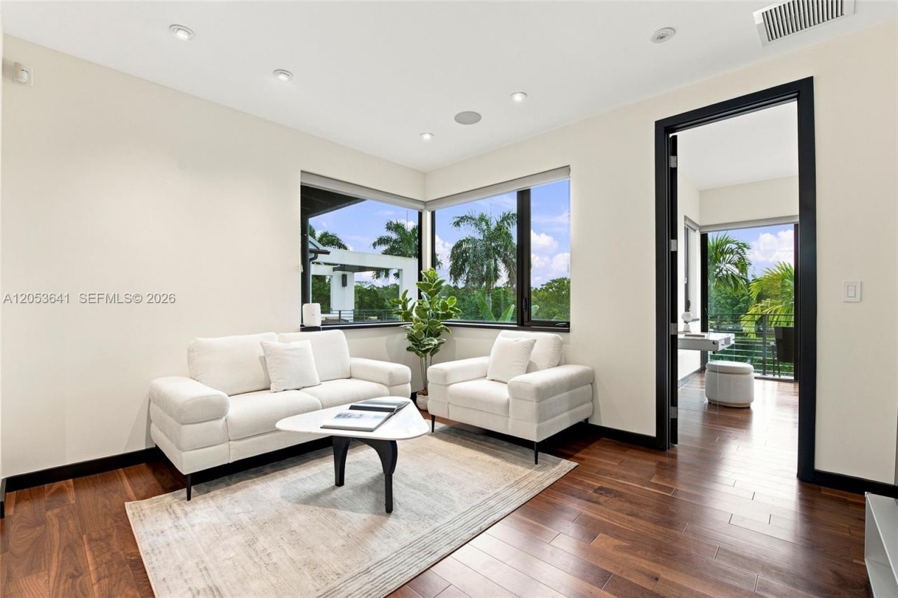 3714 Pine Lake Dr, Weston, FL 33332 Photo