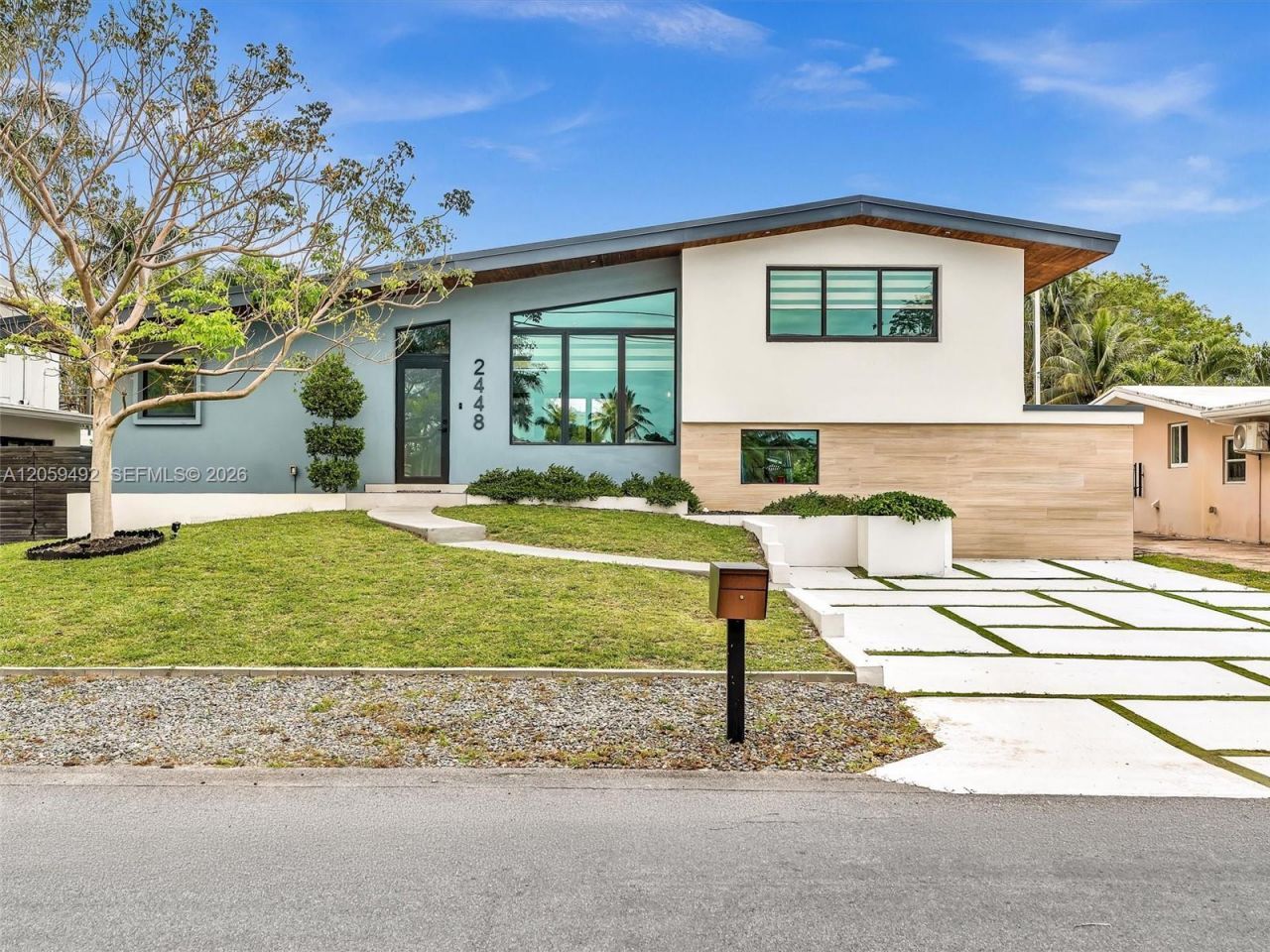 2448 Okeechobee Ln , Fort Lauderdale, FL 33312 Photo